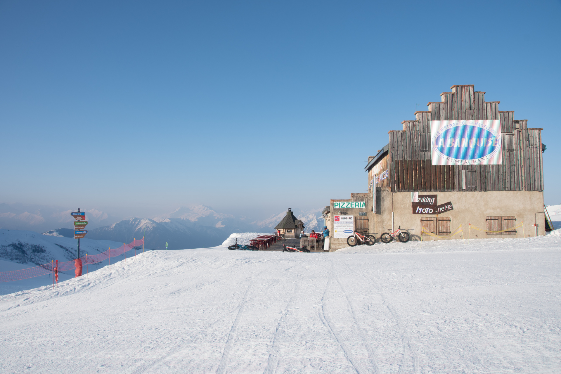 restaurant col de la madeleine
